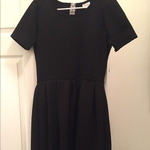 Lularoe Amelia Black